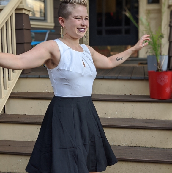 Block Color Express Professional Dress - Picture 2 of 5